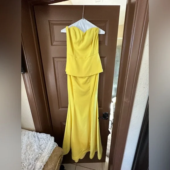 yellow strapless peplum dress Women's Elegant Yellow Strapless Peplum Dress Bodycon Cocktail Evening Party Gala Dress Event Chic Party Wear for Women